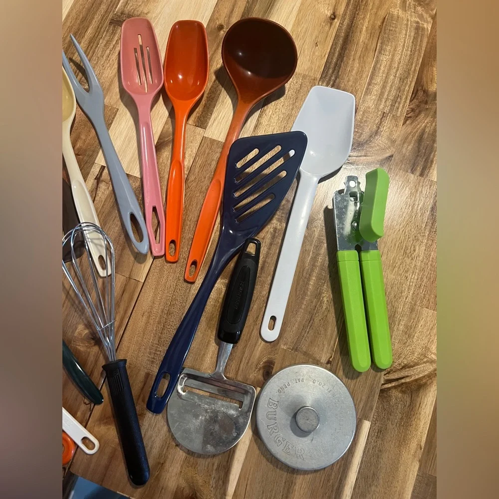 Vintage Melamine Kitchen Serving Utensils plus